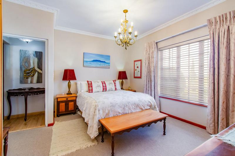 3 Bedroom Property for Sale in Vergesig Western Cape